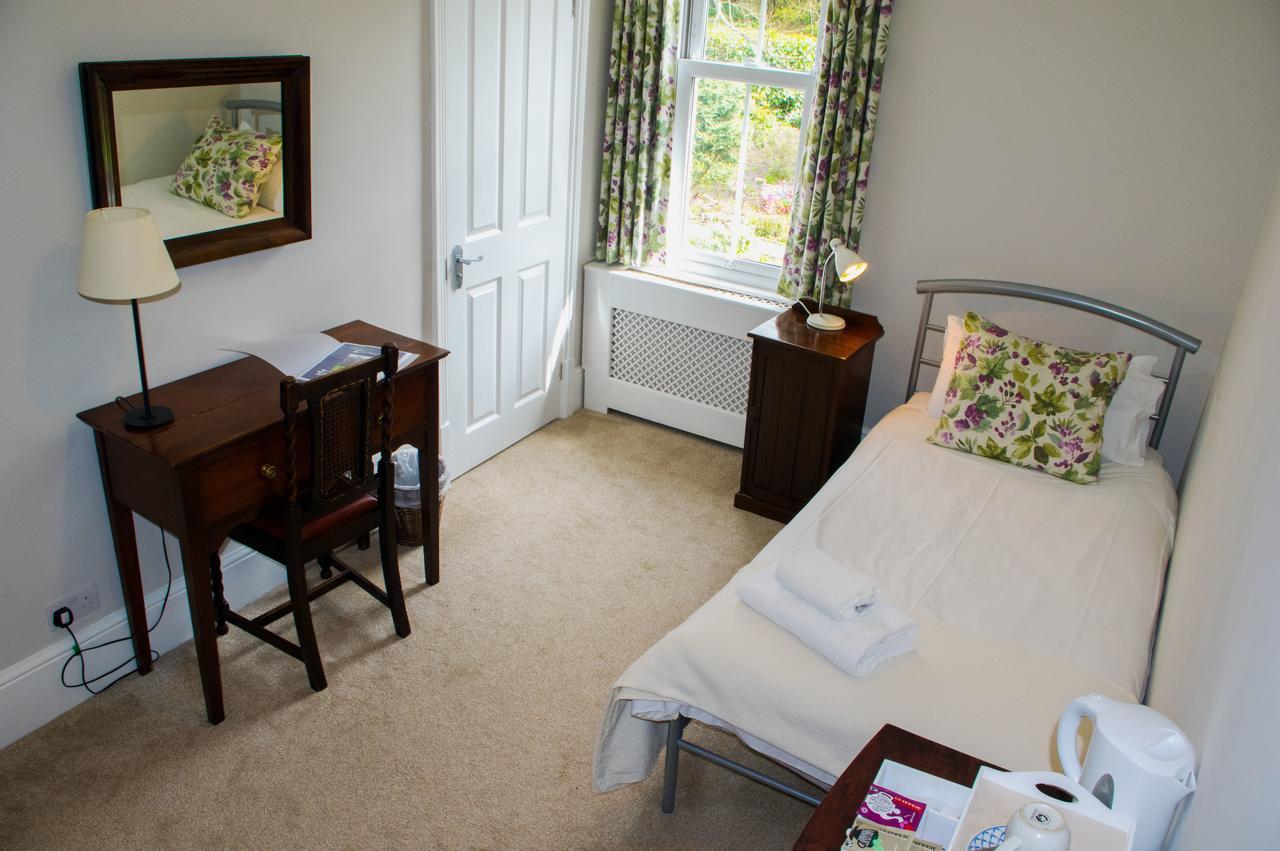 Bed and Breakfast Claridge House Lingfield Exterior foto